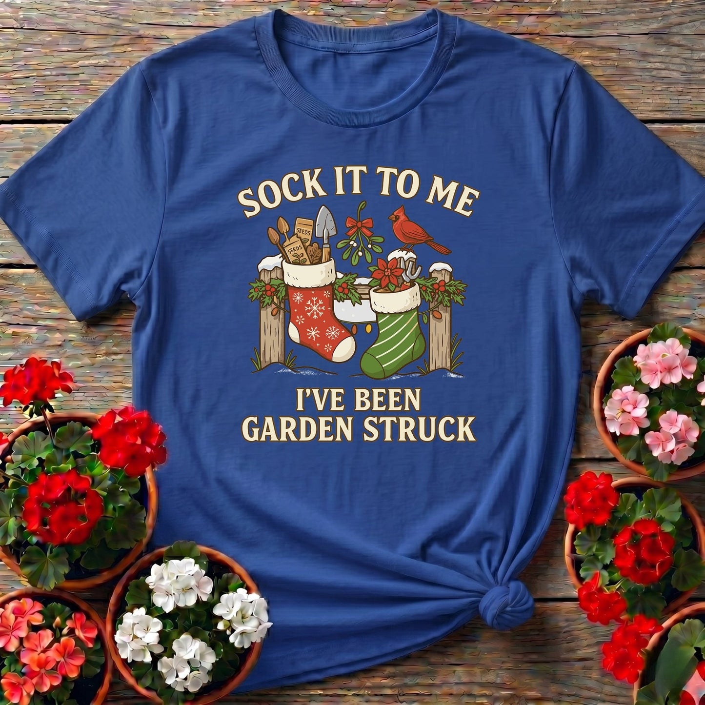 Garden Struck Vintage Style Christmas T-shirt - GardeningTshirts