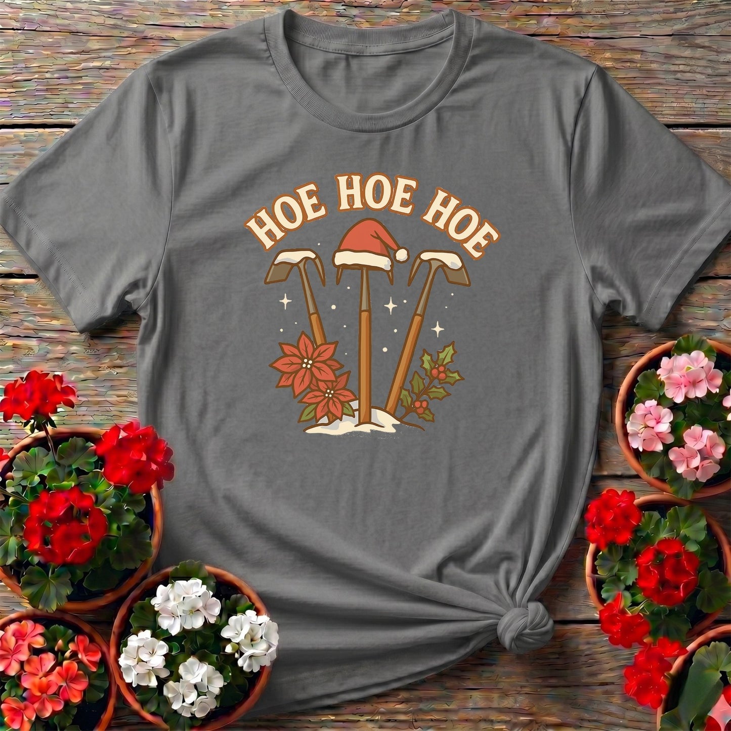 Hoe Hoe Hoe Funny Christmas Gardener T-shirt - GardeningTshirts