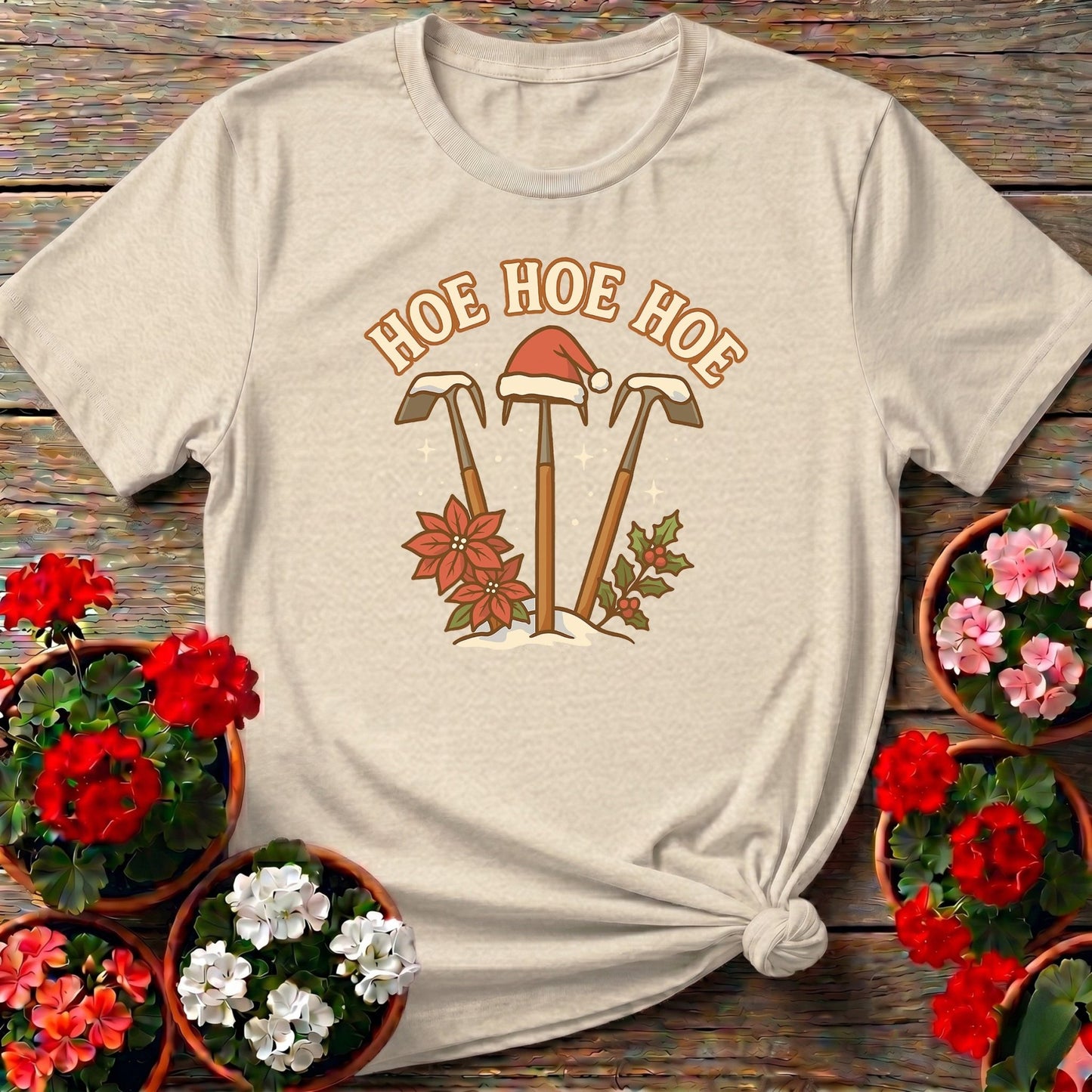 Hoe Hoe Hoe Funny Christmas Gardener T-shirt - GardeningTshirts