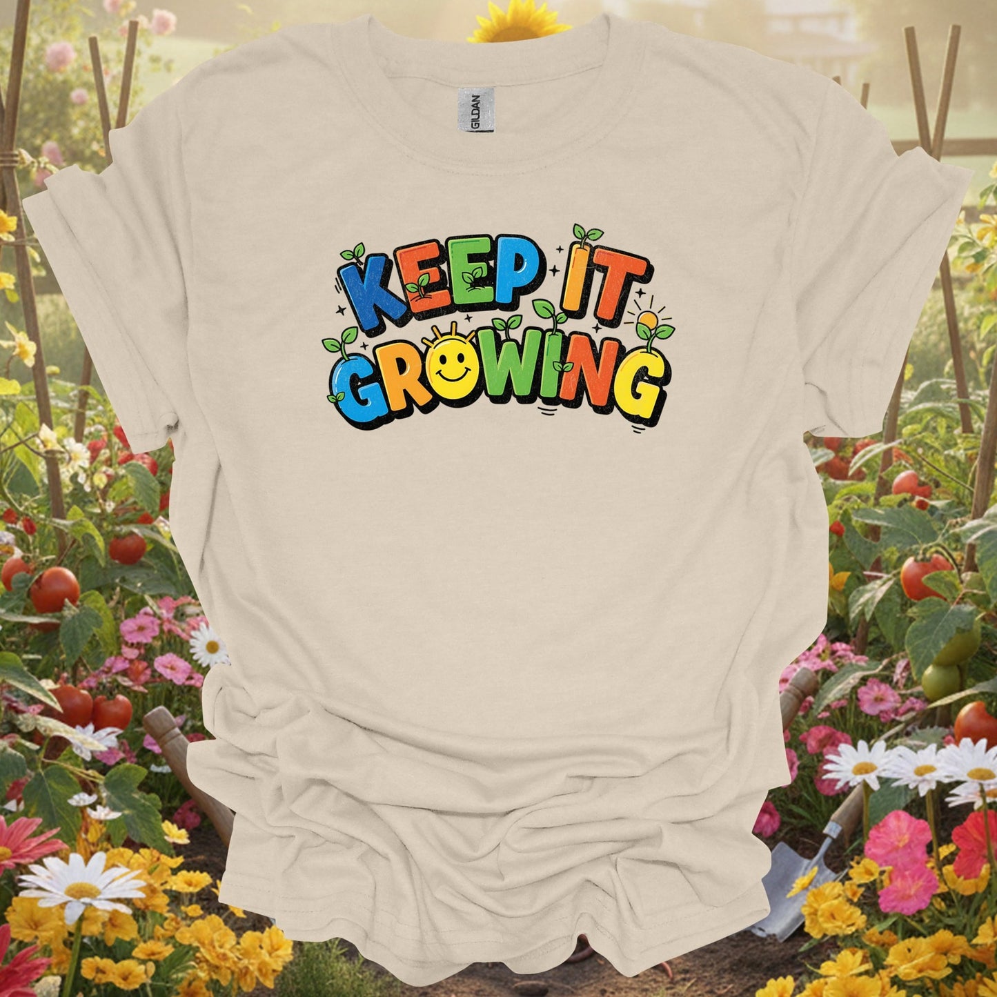 Natural keep it growing vibrant gardening shirt for ambitious gardeners, positive thinkers, modern growers, goal-setters, ...