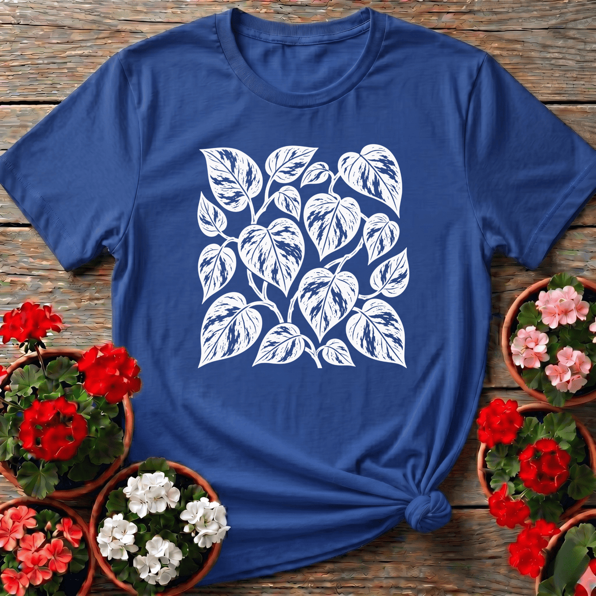 Marble Queen Pothos Leaf Print Gardening T-Shirt - GardeningTshirts