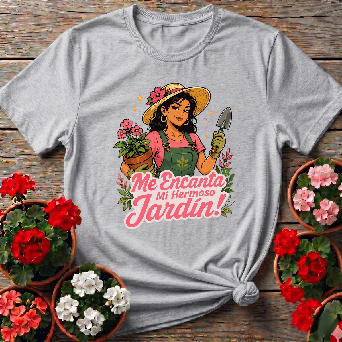 Me Encanta Mi Hermoso Jardin Latina Gardener T-Shirt - GardeningTshirts