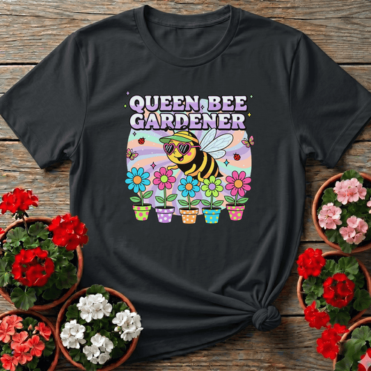 Queen Bee Gardener Cute Bee Floral Gardening T-Shirt - GardeningTshirts